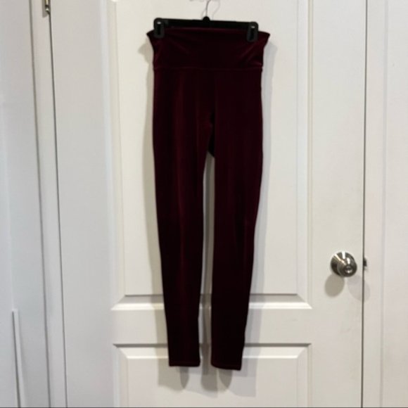 Spanx Velvet Leggings in Color Rich Burgundy - Picture 5 of 6